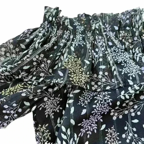 NWT Ann Taylor Loft Black Metallic Floral Ruffle Off the Shoulder Top Blouse S - Picture 7 of 10